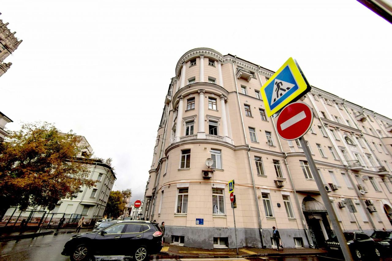 сивцев вражек, д. , москва, пер. сивцев вражек 44 28. сивцев вражек переулок 44/28. москва, переулок сивцев вражек, 44/28.